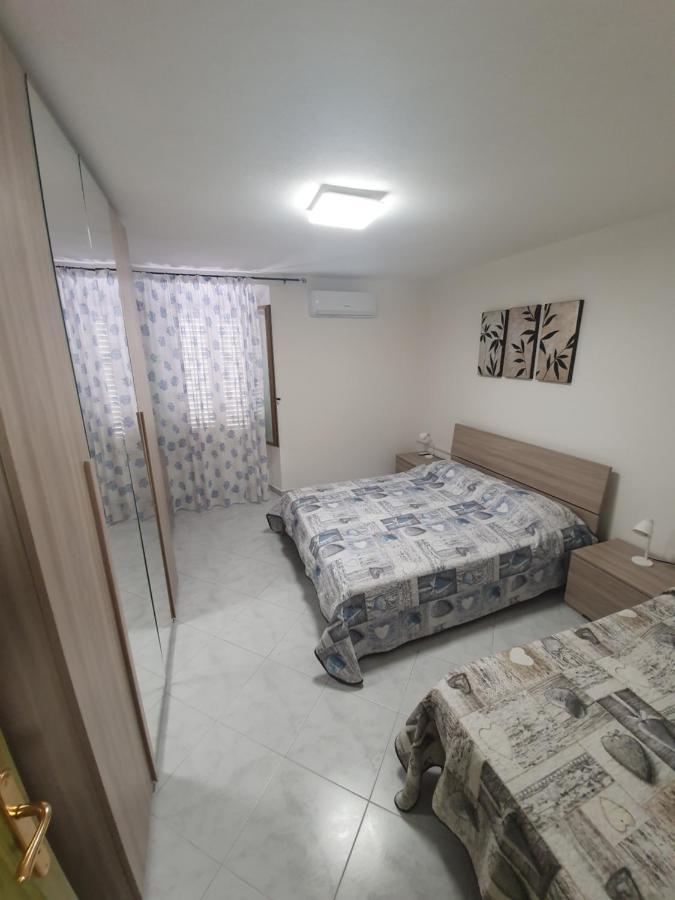 Yellowhouse Apartment Cala Gonone Exterior photo