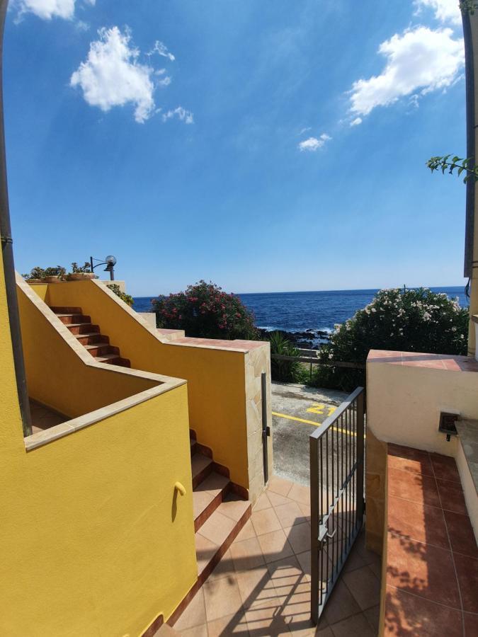 Yellowhouse Apartment Cala Gonone Exterior photo