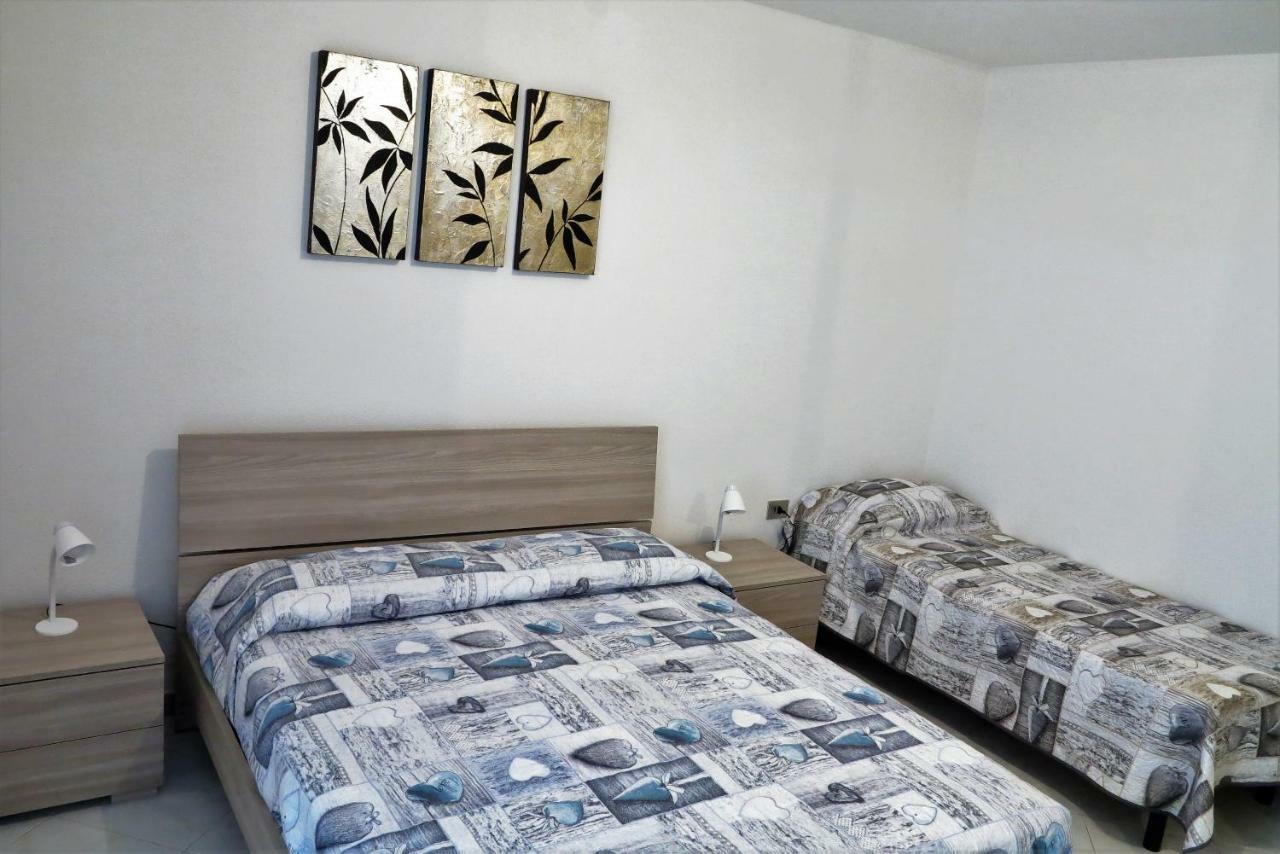 Yellowhouse Apartment Cala Gonone Exterior photo